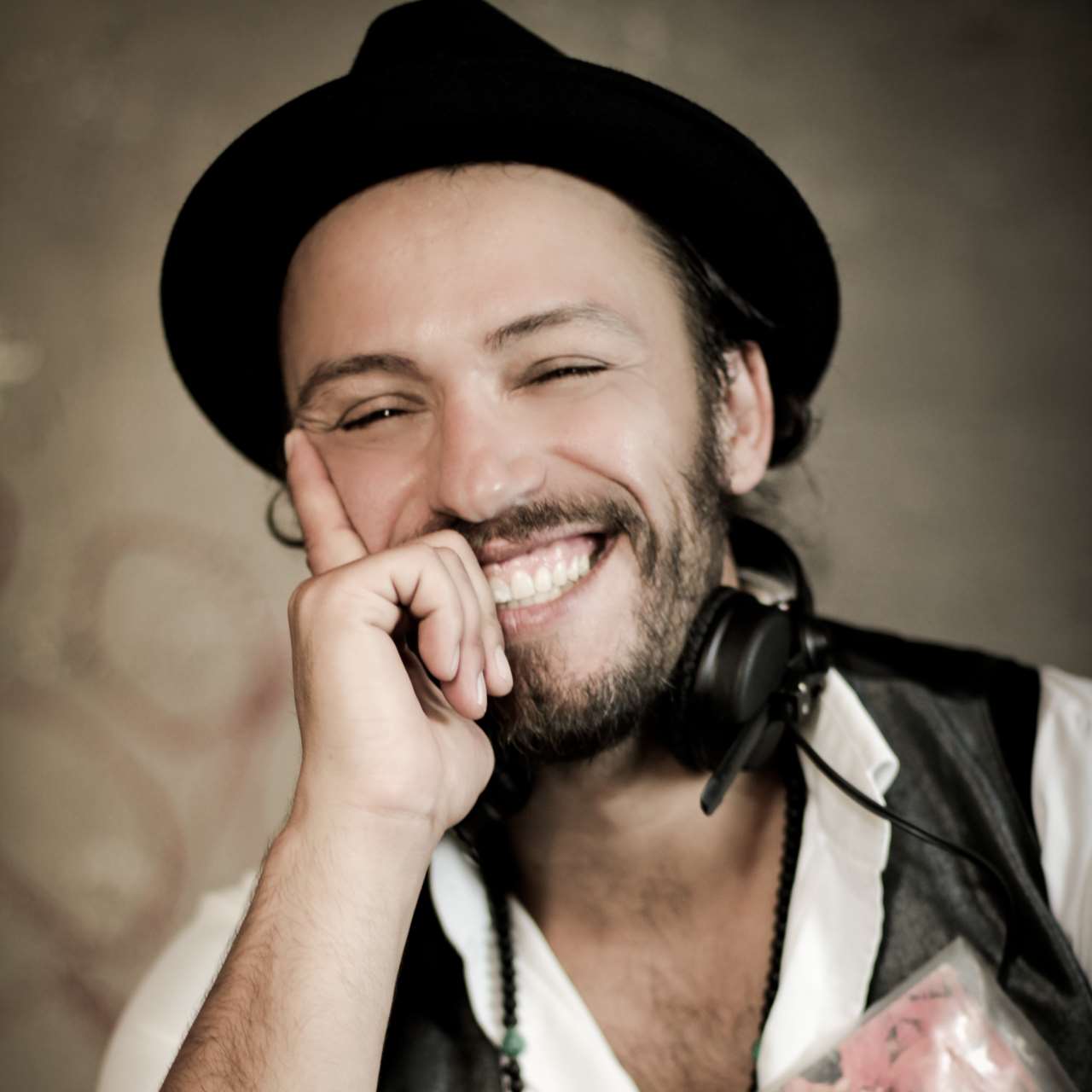 DJ Tablú – Gabriel Riquelme